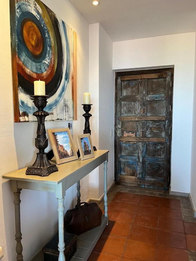 Cousy Condo In The Historic Center Of San Miguel De Allende, Incredible View, Pool, Bbq, 3 Blocks From The Main Parish San Miguel de Allende Dış mekan fotoğraf
